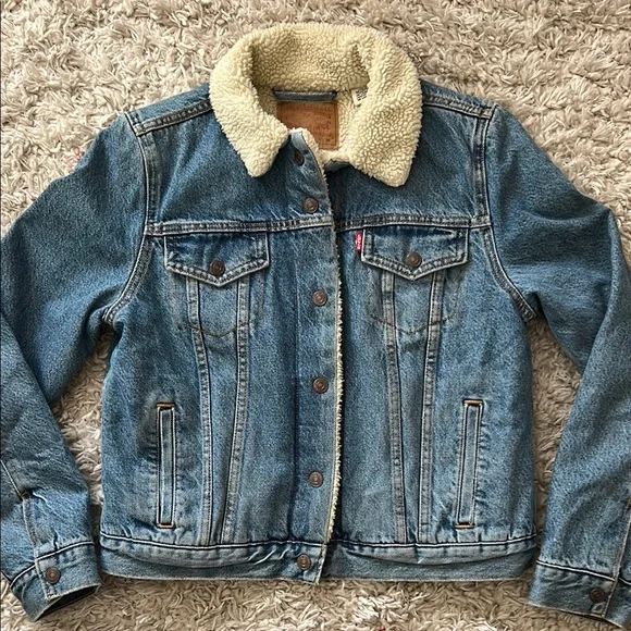 Levi's Sherpa Lined Denim Jacket - Picture 1 of 2